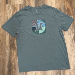 Men’s Hurley Tee size Large